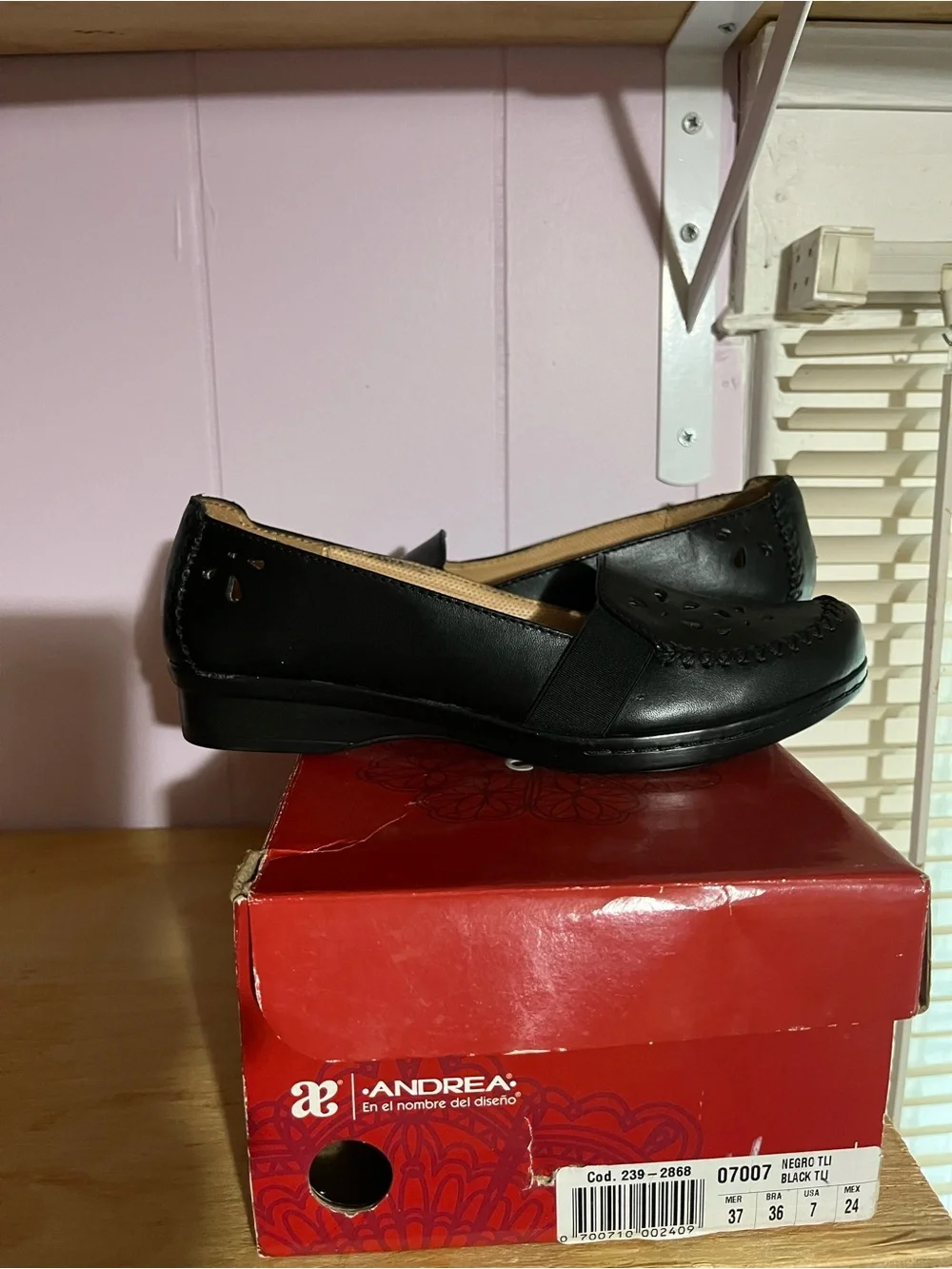 ANDREA FENZI Black Women’s Perforated Slip-On Flats